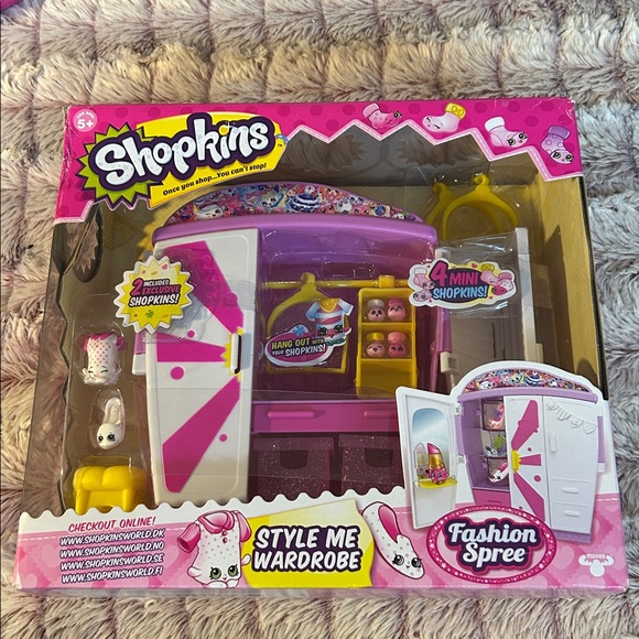 Shopkins Style Me Ware Robe Fashion Spree